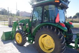 
										2015 John Deere 5055E Tractor 4WD, Cab full									