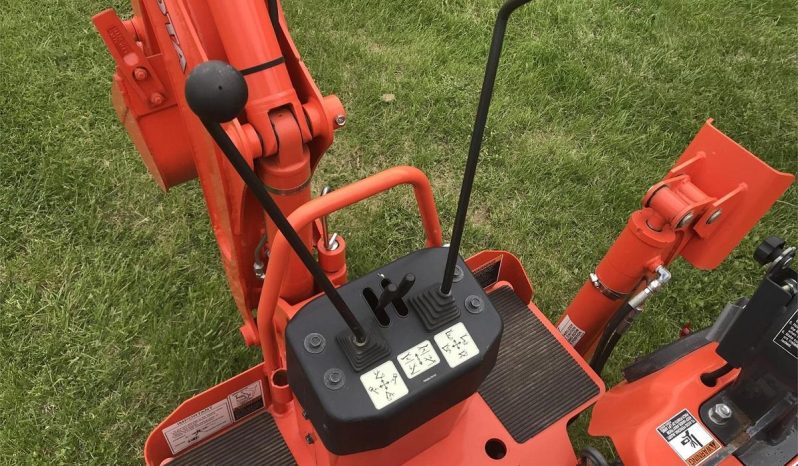 
								2017 Kubota BX25D Compact Tractor full									