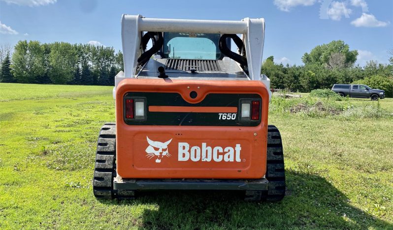 
								2013 Bobcat T650 Compact Track Loader full									