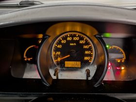 2010 TOYOTA HIACE LWB 4 SP Auto