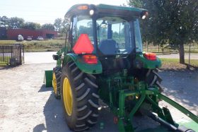2015 John Deere 5055E Tractor 4WD, Cab