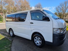 2010 TOYOTA HIACE LWB 4 SP Auto