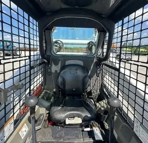 
								2010 Bobcat S650 Skid Steer full									