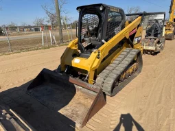 
										2018 Caterpillar 299D2 track Loader full									