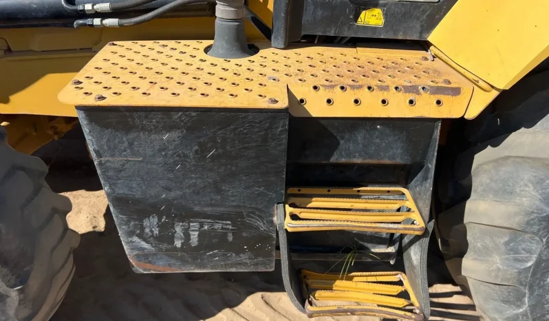 
								2016 Caterpillar 415F2 Backhoe Loader full									